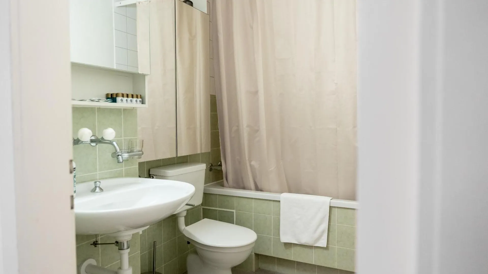 Gemuetliche Grosse Wohnung Naehe Uni Basel Schweiz