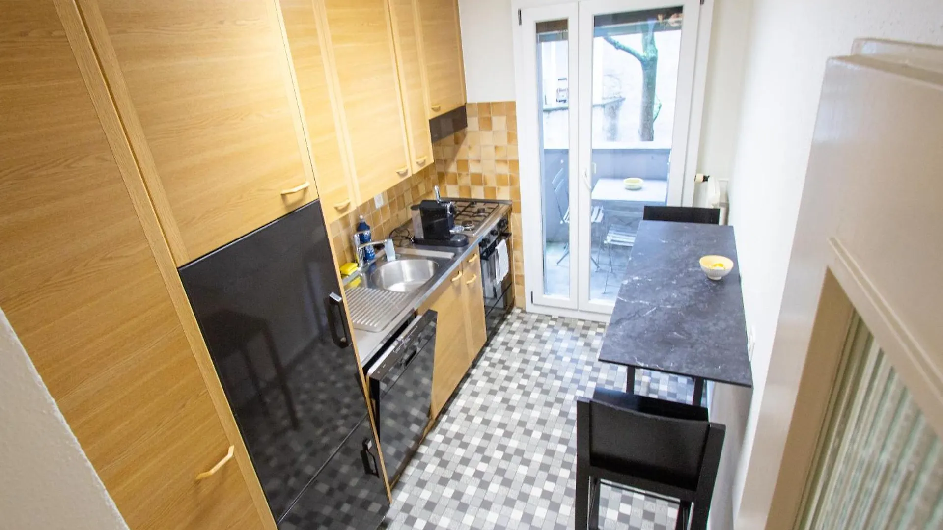 Gemuetliche Grosse Wohnung Naehe Uni Basel